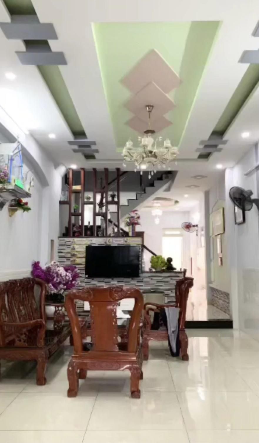 Nhà hẻm ÔTÔ 4 tầng TRƯỜNG CHINH 4.3X18M giá Rẻ.