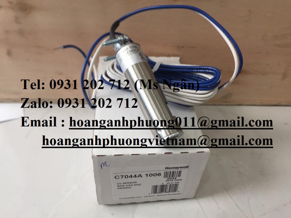 C7044A1006 Cảm biến ngọn lửa UV Honeywell 100% chính hãng