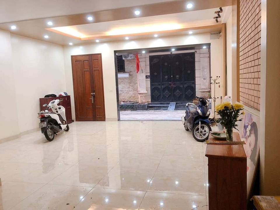 Bán nhà Láng Hạ Đống Đa ô tô kinh doanh, 6 tầng 80m2, MT6m, giá 10.2 tỷ