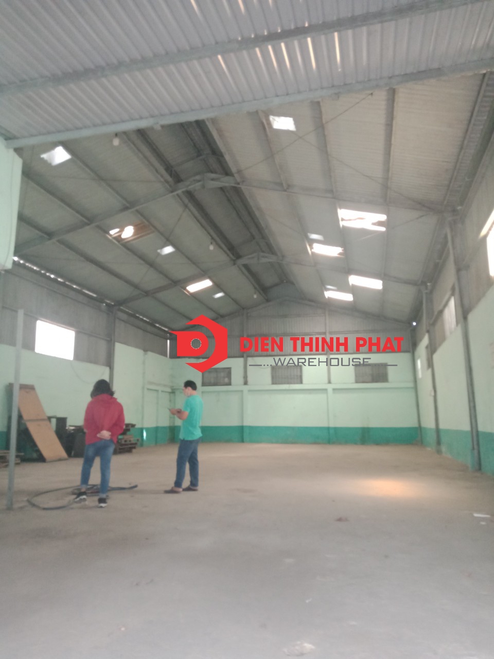 cho thuê kho xưởng đường Võ Hữu Lợi  thuộc huyện Bình Chánh 300m giá 18tr